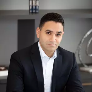 Mehran Malekzadeh, Thornhill, Real Estate Agent